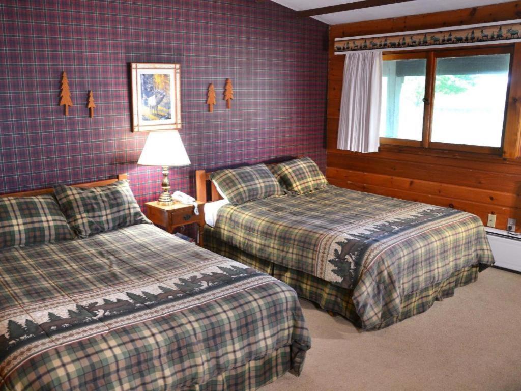 Birchwood Inn Harbor Springs Exterior foto