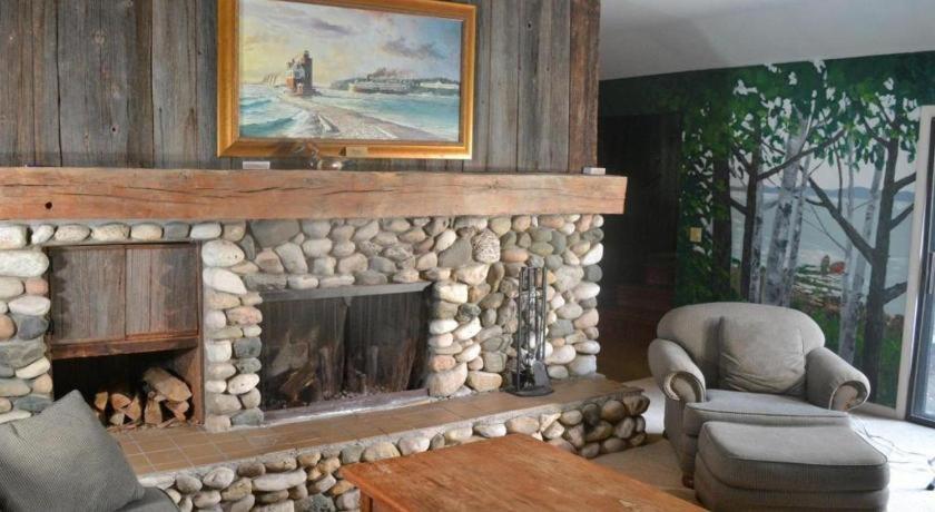 Birchwood Inn Harbor Springs Exterior foto
